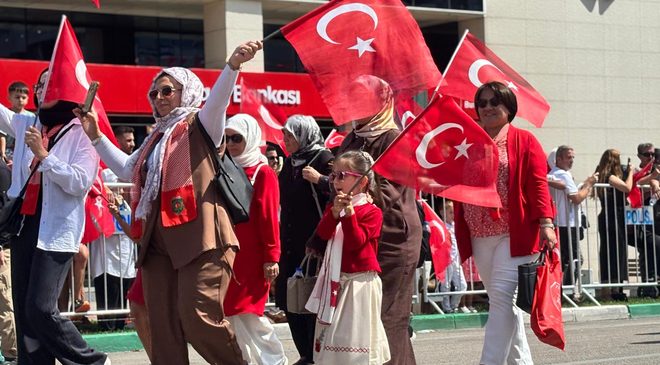Zafer Bayramı coşkusu Bursa’yı sardı