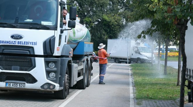 Osmangazi Belediyesi’nden park ve refüjlerdeki yeşil dokuya koruma kalkanı