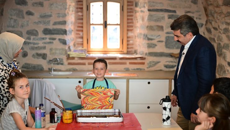 Molla Yegan’da yaz tatili öğrenerek ve üreterek geçiyor