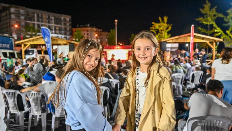 Bursa’da üç gün kukla şöleni