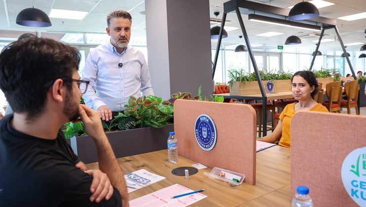 Büyükşehir’den memur adaylarına ücretsiz KPSS provası