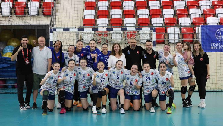 Kadınlar Hentbol Süper Ligi’nde Bursa rüzgârı