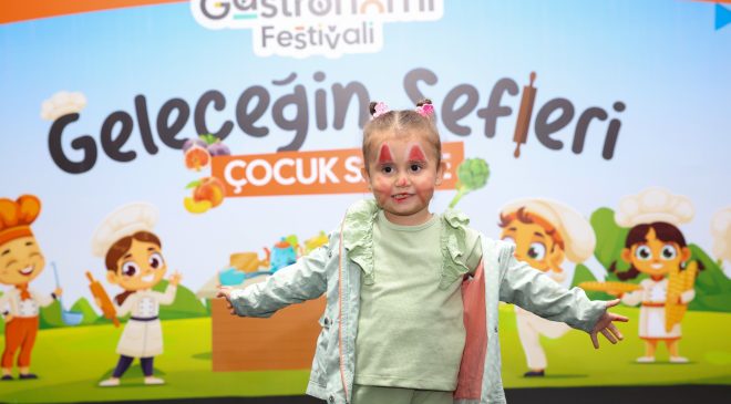 Bursa’da gastronomi festivali çocuklarla renklendi