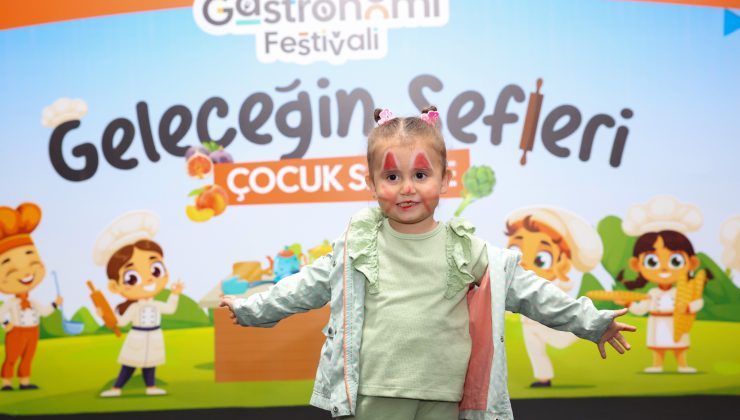Bursa’da gastronomi festivali çocuklarla renklendi