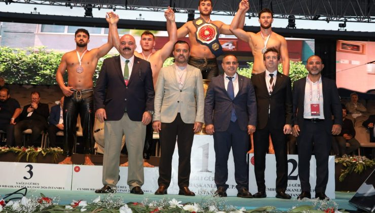 Bursalı güreşçi Cumhurbaşkanlığı Kupası’nda kürsüye çıktı