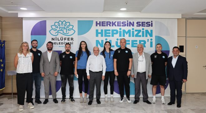 Nilüfer Belediyespor’un milli gururları Başkan Özdemir’le buluştu