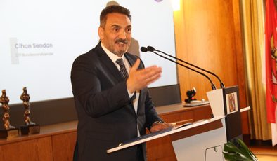 Cihan Sendan: ” Türk diasporasının sandık hakkı sorgulanamaz”