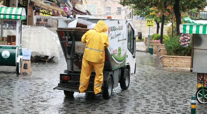 Osmangazi’nin temizliği 7 gün 24 saat takipte