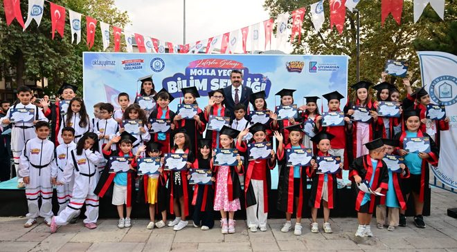 Yıldırım Medresesi’nde ‘Zaferden Geleceğe’ bilim ve deney dolu kapanış