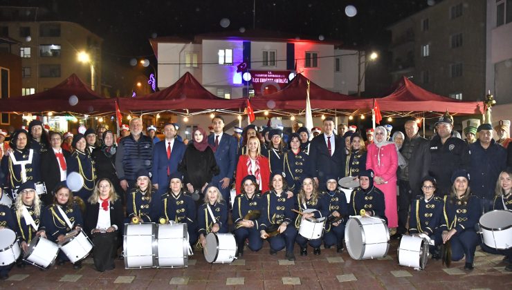 Yenişehir ekiplerinden Pazaryeri’nde müzik şöleni