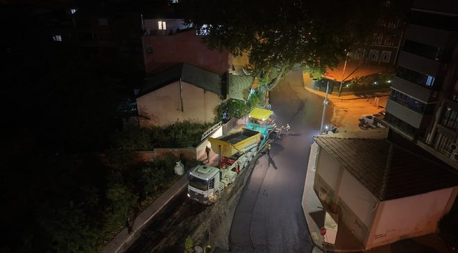 Büyükşehir’den 17 ilçede yol seferberliği