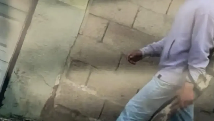 Sokakta tüfekle dolaştı, sosyal medya görüntüleri ele verdi