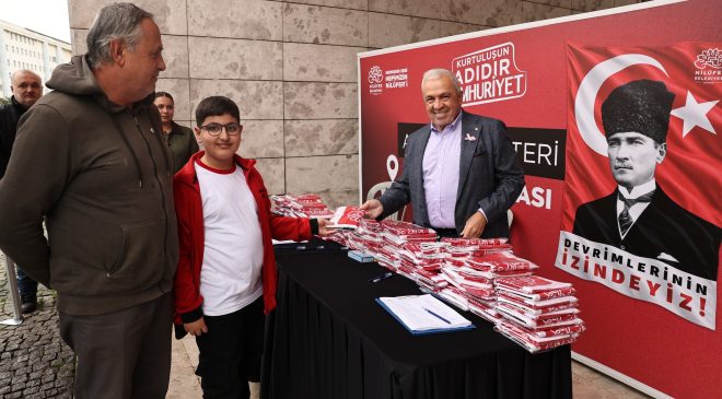 Nilüfer’de Cumhuriyet coşkusu posterlerle büyüyor