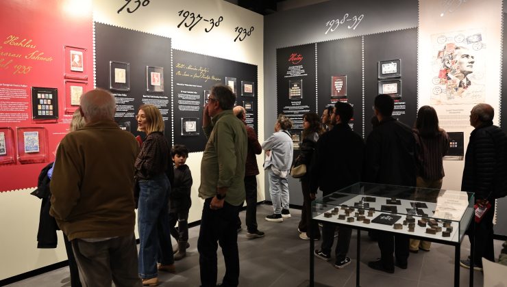 Cumhuriyet tarihi pullarla gün yüzüne çıkıyor