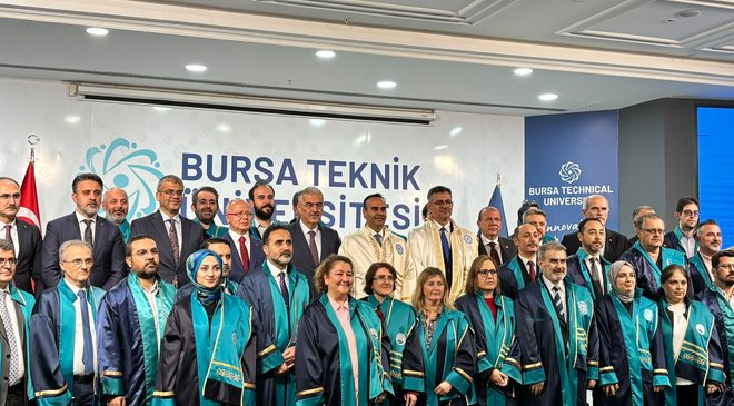BTÜ’den Bakan Kacır’a fahri doktora takdimi