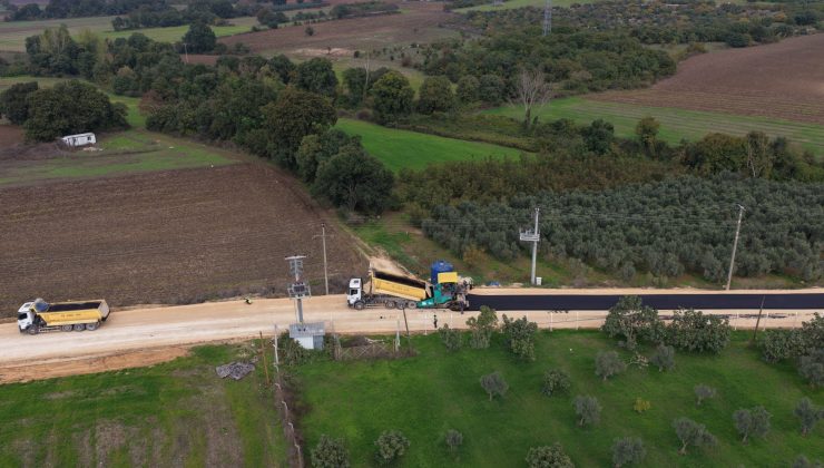 Akçalar’da altyapı çalışmasının ardından asfalt mesaisi